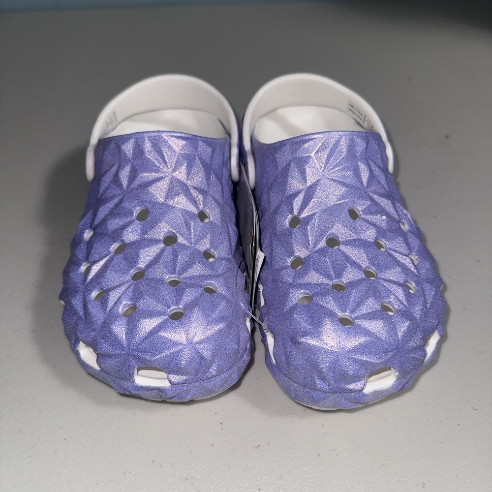 Crocs Girls J3 Iridescent Classic Geometric Clog Casual Everyday Travel Cute